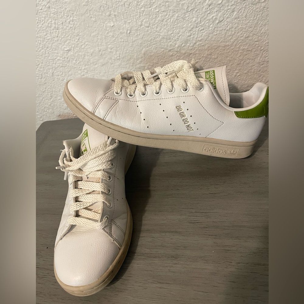 Adidas Stan Smith Star Wars Yoda tennis shoes sz 9.5
